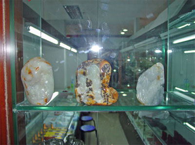 white_hetian_jade11.jpg